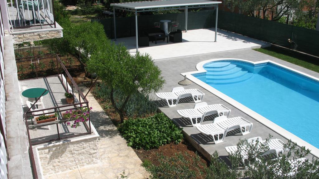 Krkahaus Otel Lozovac Dış mekan fotoğraf