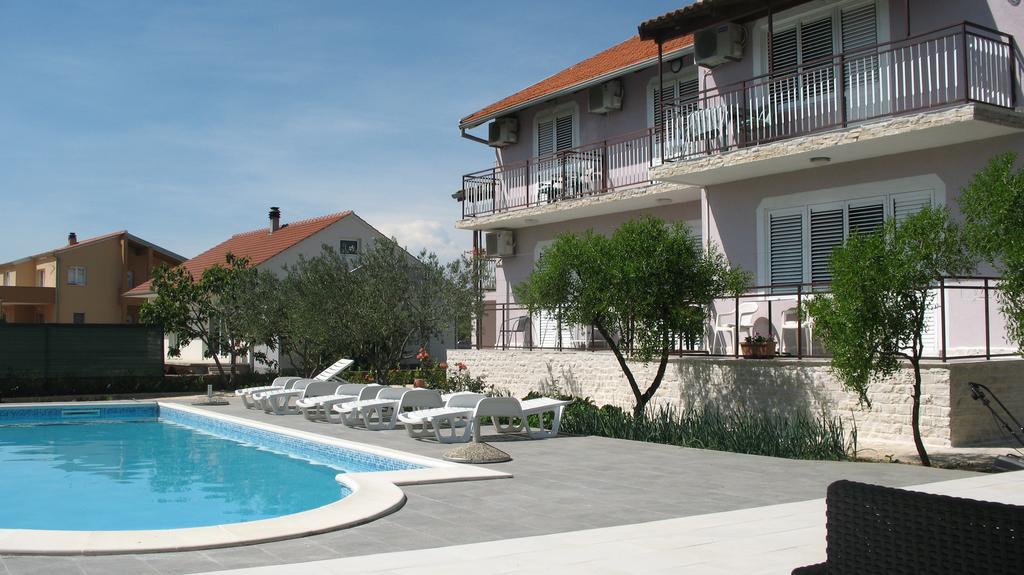 Krkahaus Otel Lozovac Dış mekan fotoğraf